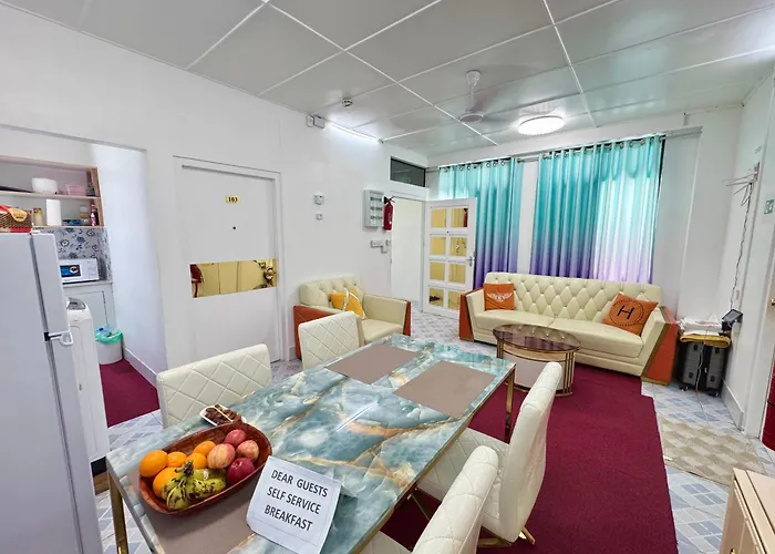 Ontrack Travel Transit Hotel